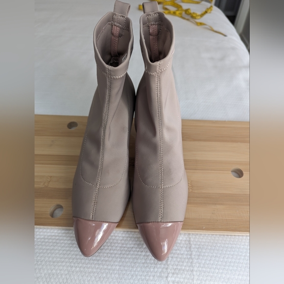 NANETTE LEPORE Nana woman mid-calf boots, beige, size 8.5. - Picture 3 of 9